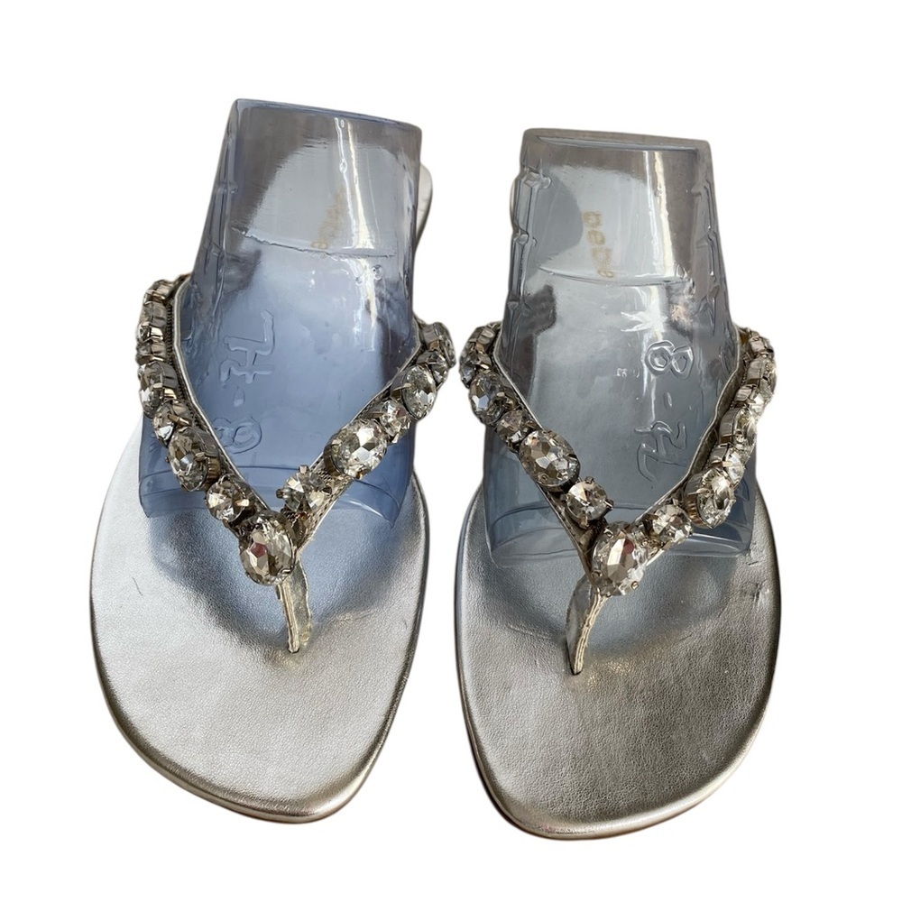 Bebe Y2K Vintage Heiress Silver Metallic Rhinestone Thong Sandals Women’s Size 9
